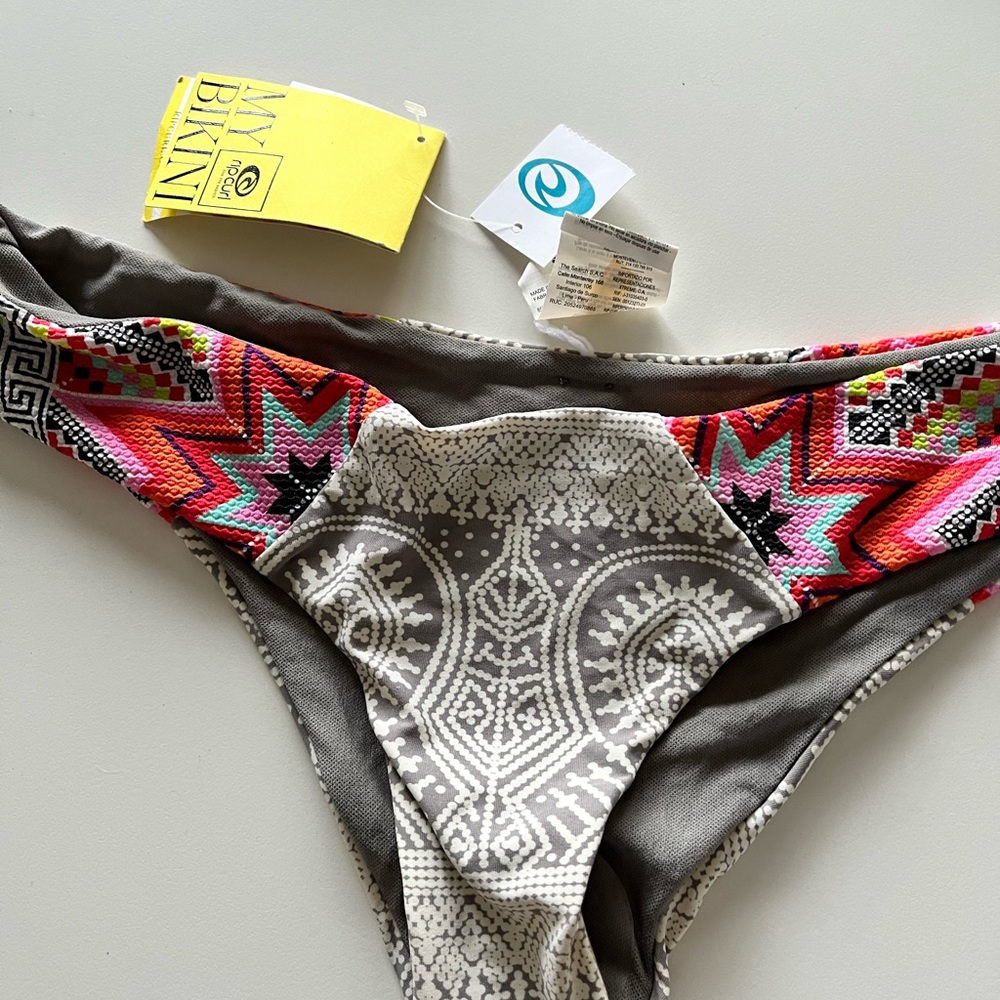 NWT Rip Curl Bikini Set - Large - Picture 3 of 4